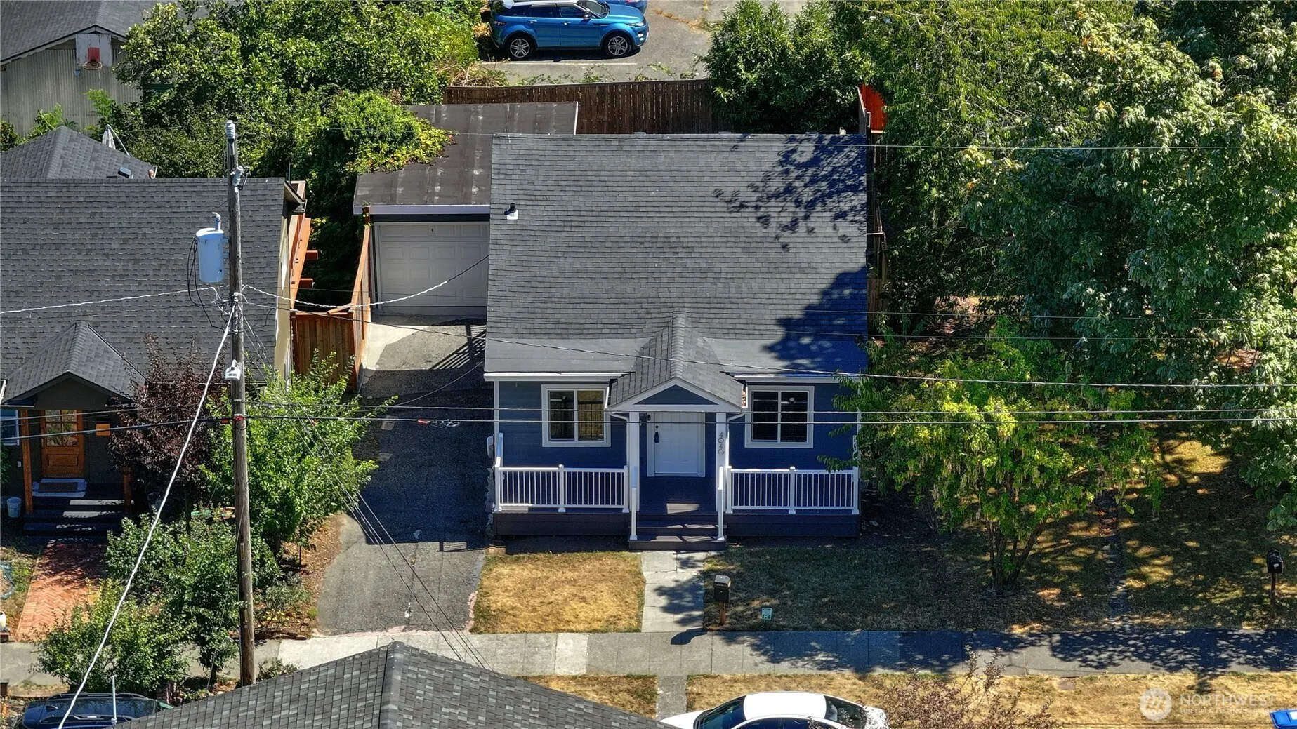 4040 32nd Avenue SW, Seattle, WA 98126
