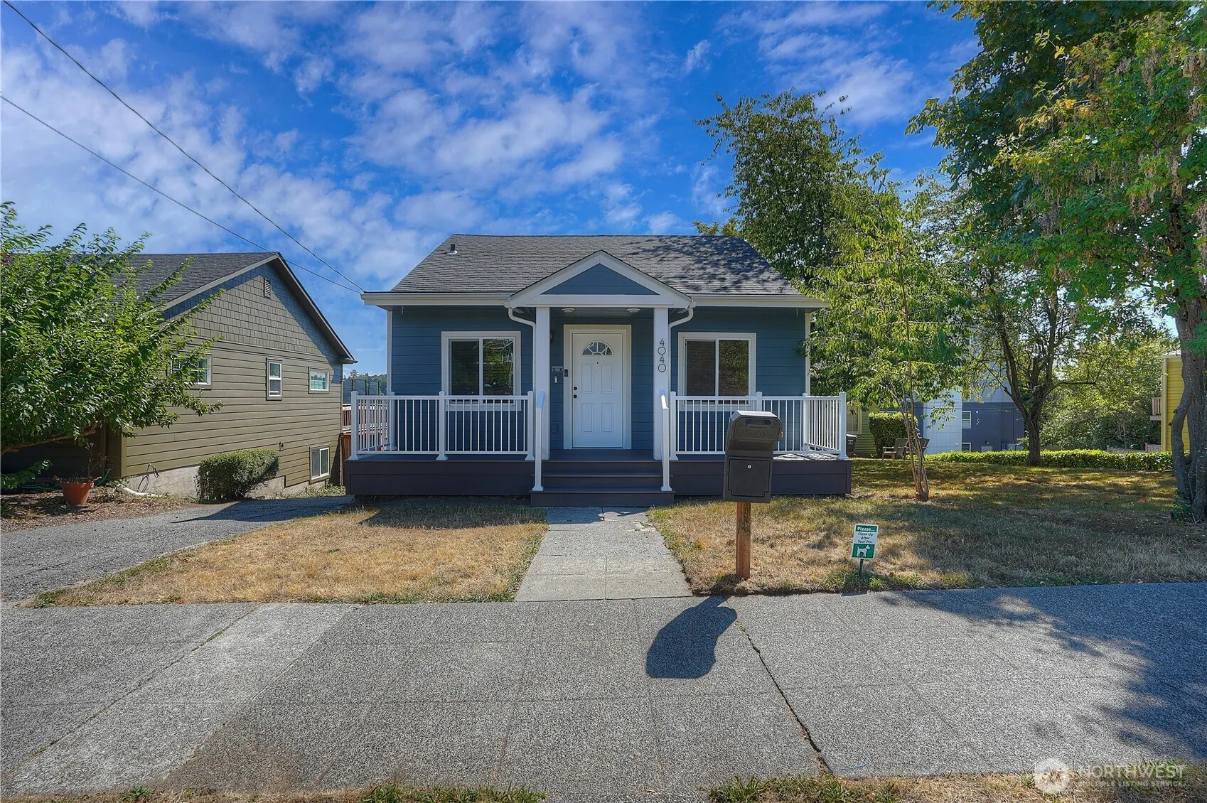 4040 32nd Avenue SW, Seattle, WA 98126