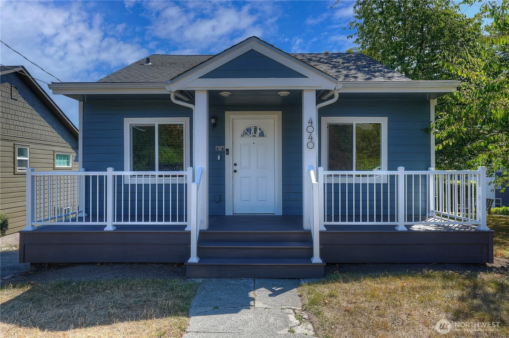 4040 32nd Avenue SW, Seattle, WA 98126
