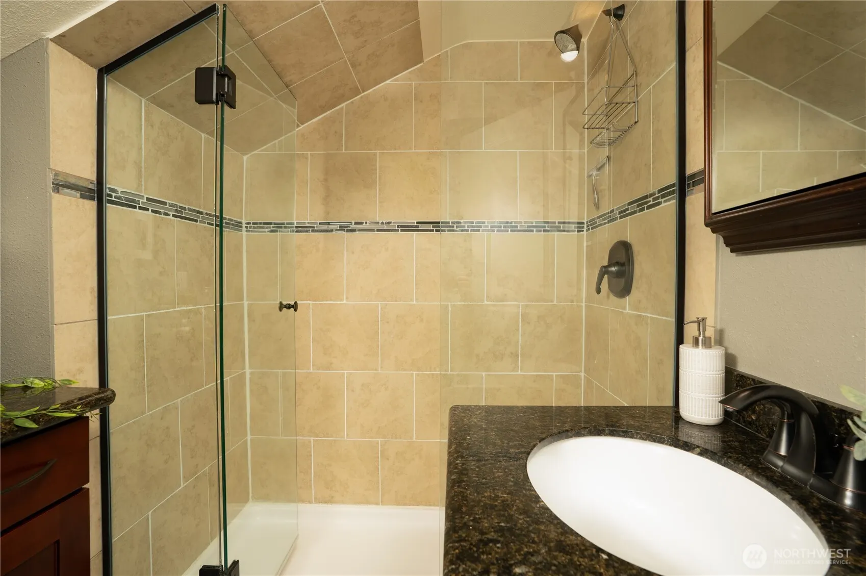 4040 32nd Avenue SW, Seattle, WA 98126