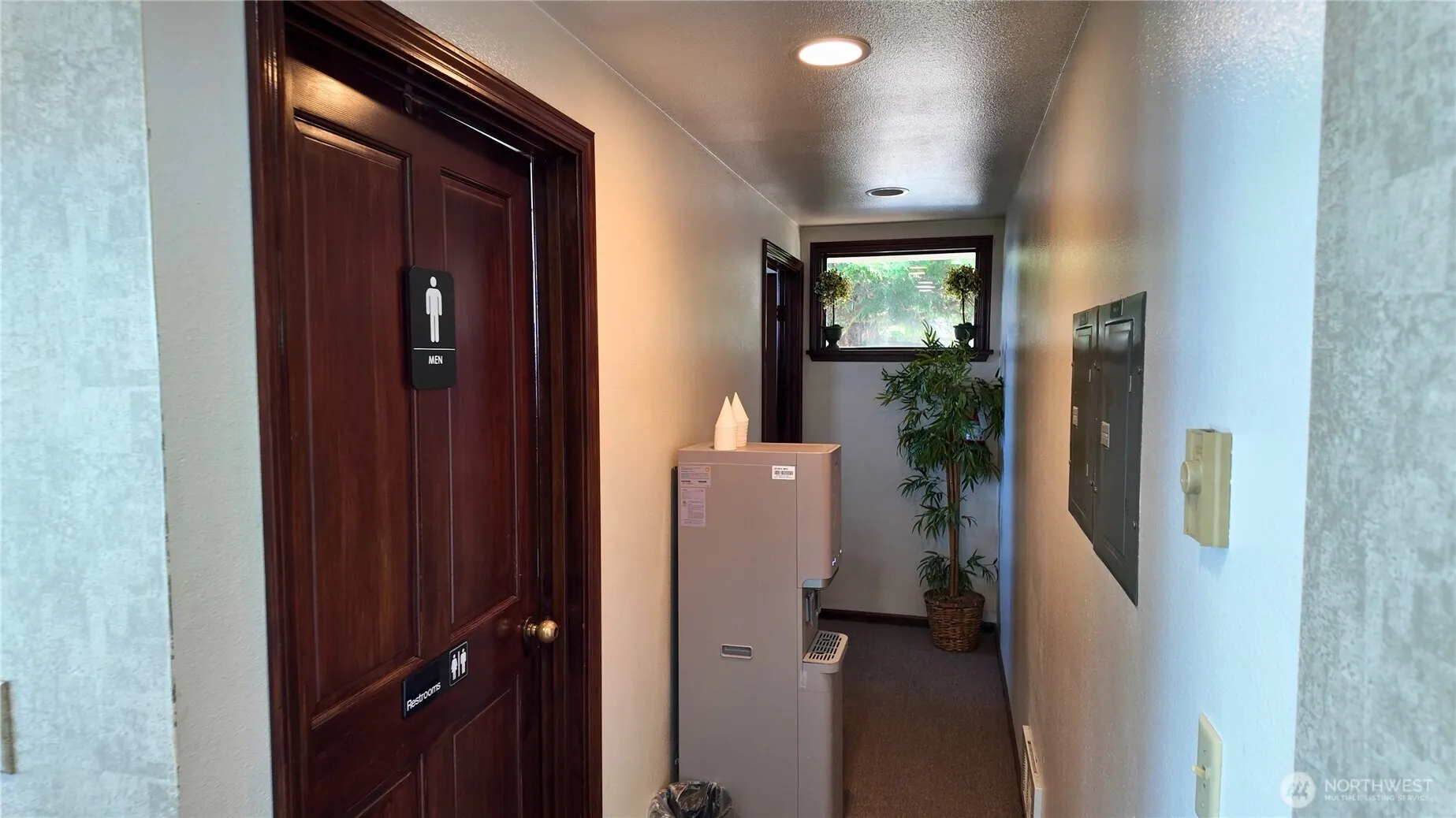 16303 Hwy 99 #2A, Lynnwood, WA 98087