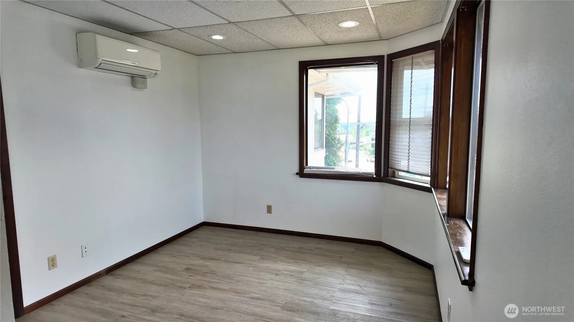 16303 Hwy 99 #2A, Lynnwood, WA 98087
