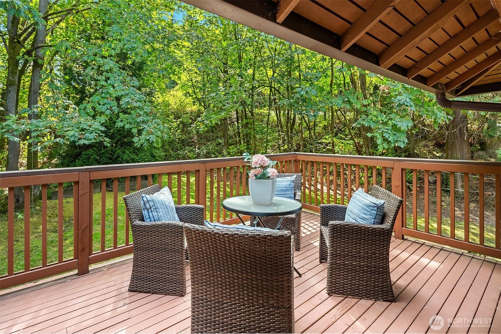 4740 Lakehurst Lane SE, Bellevue, WA 98006