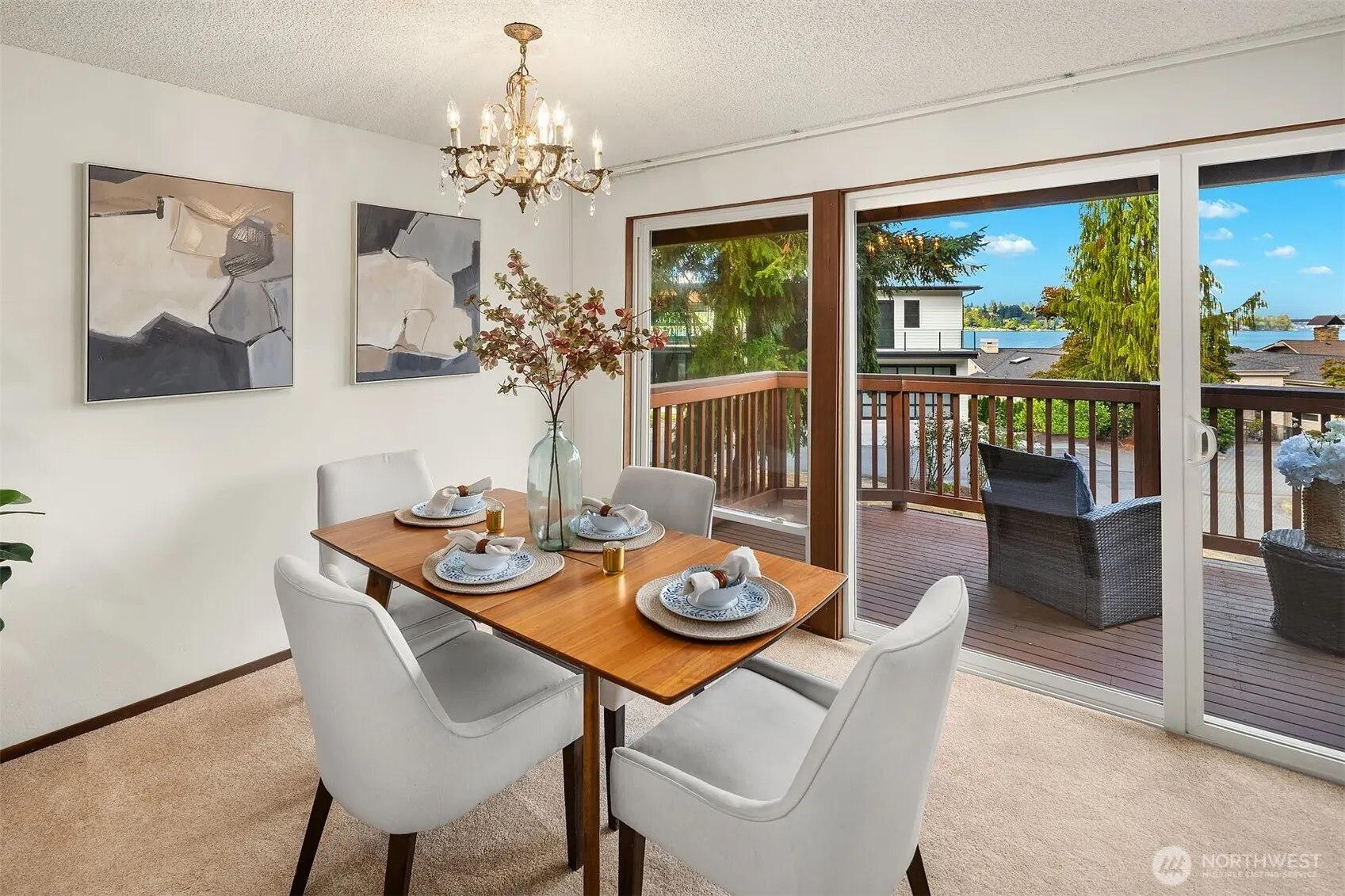 4740 Lakehurst Lane SE, Bellevue, WA 98006