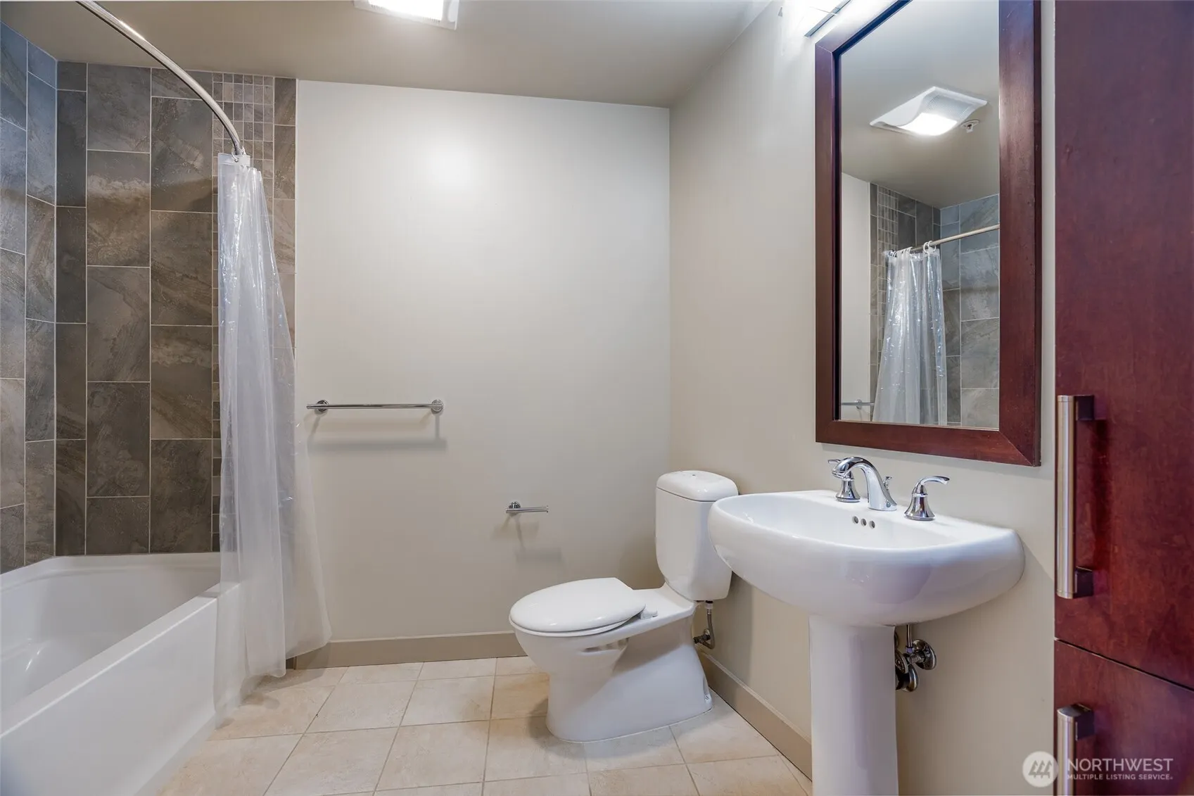 900 Lenora Street #W807, Seattle, WA 98121