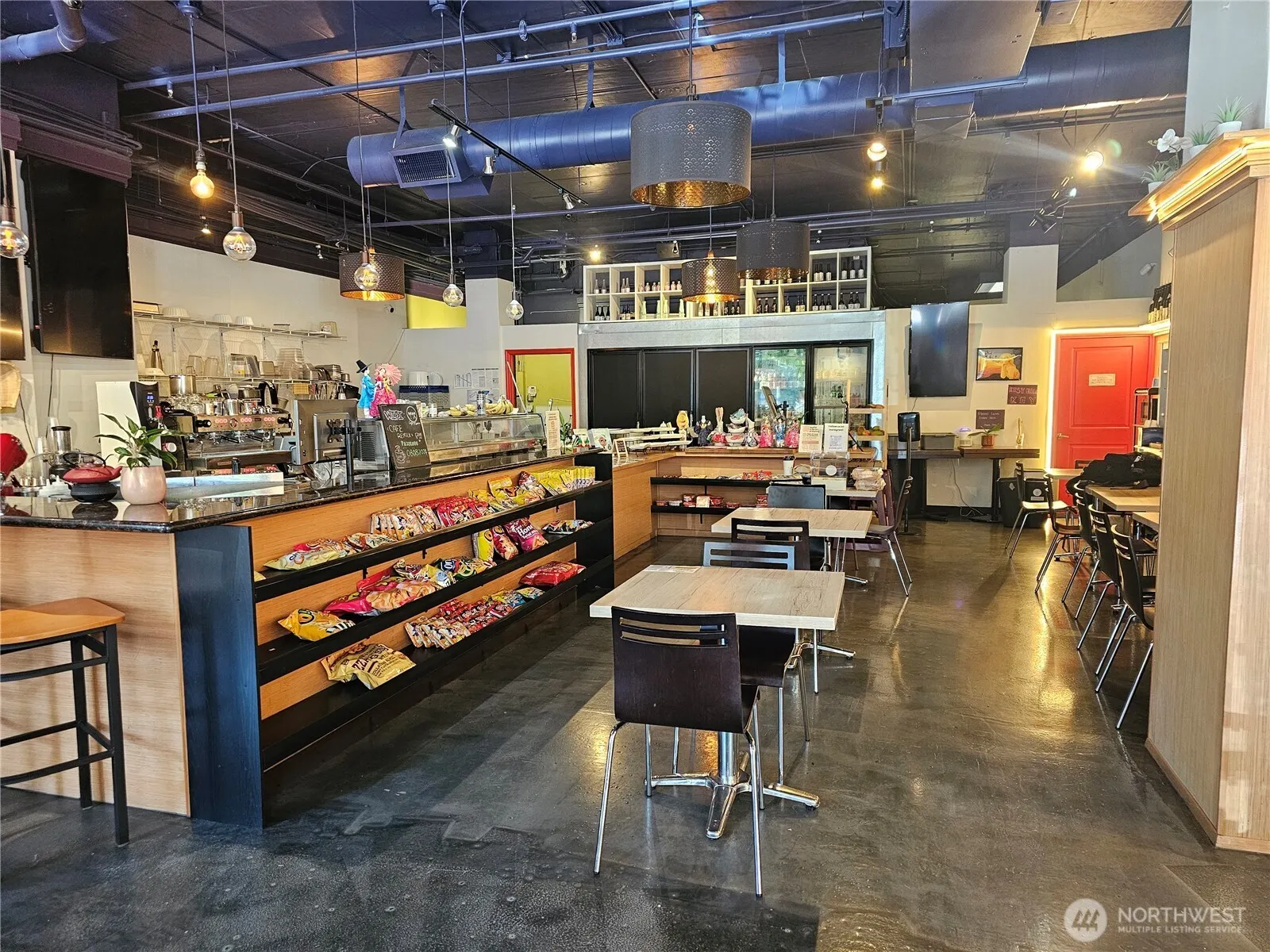 2100 Western Avenue #B, Seattle, WA 98121