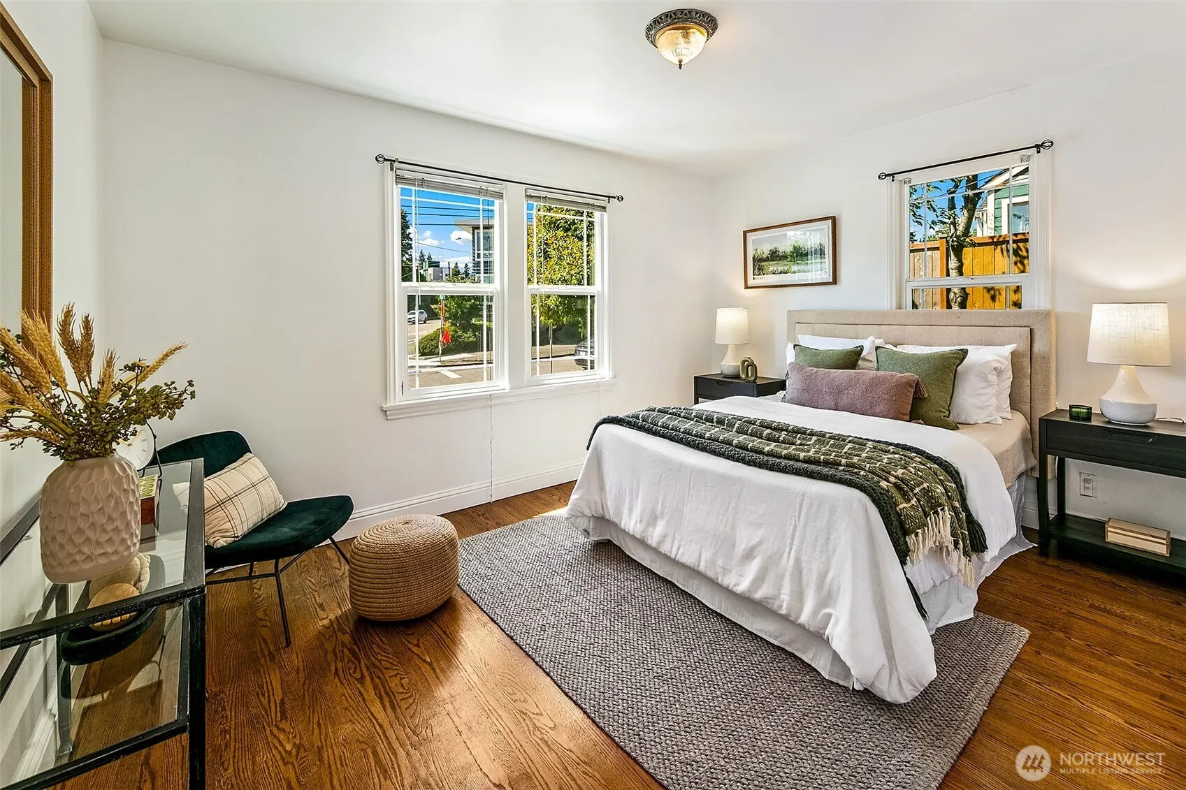 8100 Stone Avenue N, Seattle, WA 98103