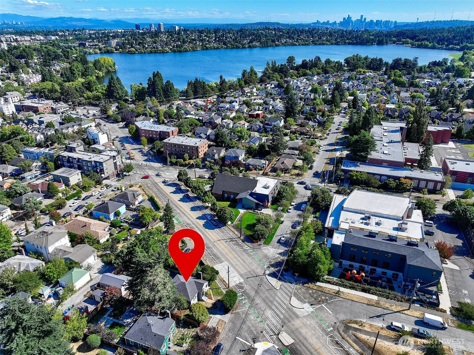 8100 Stone Avenue N, Seattle, WA 98103