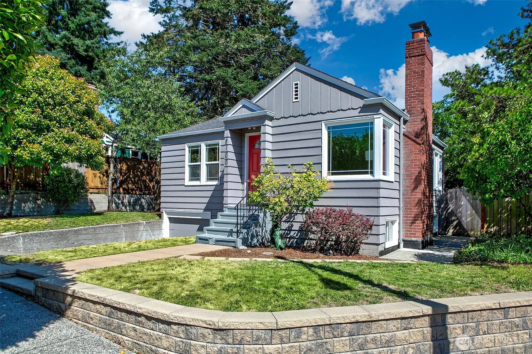 8100 Stone Avenue N, Seattle, WA 98103