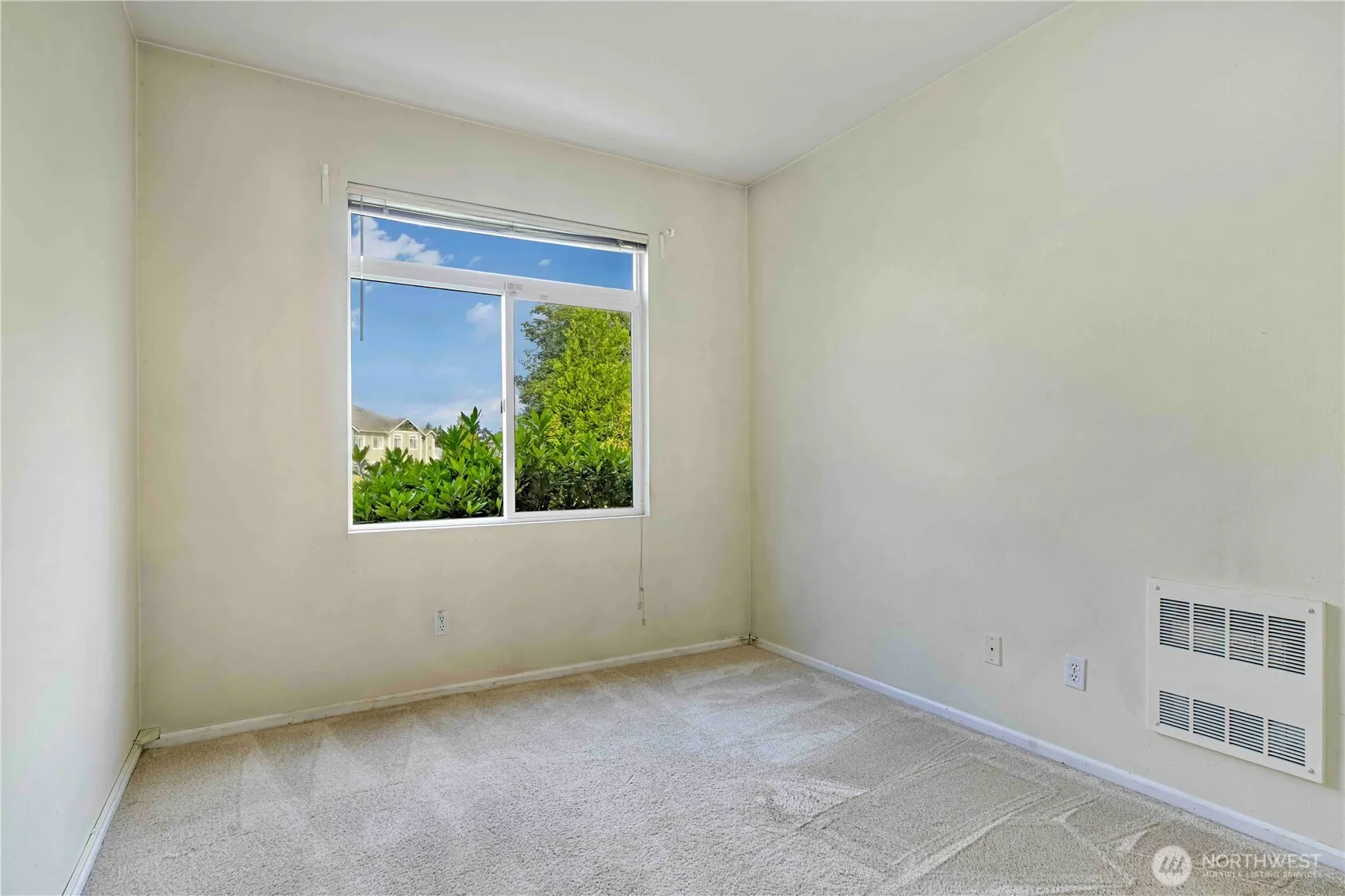 740 241st Lane SE, Sammamish, WA 98074