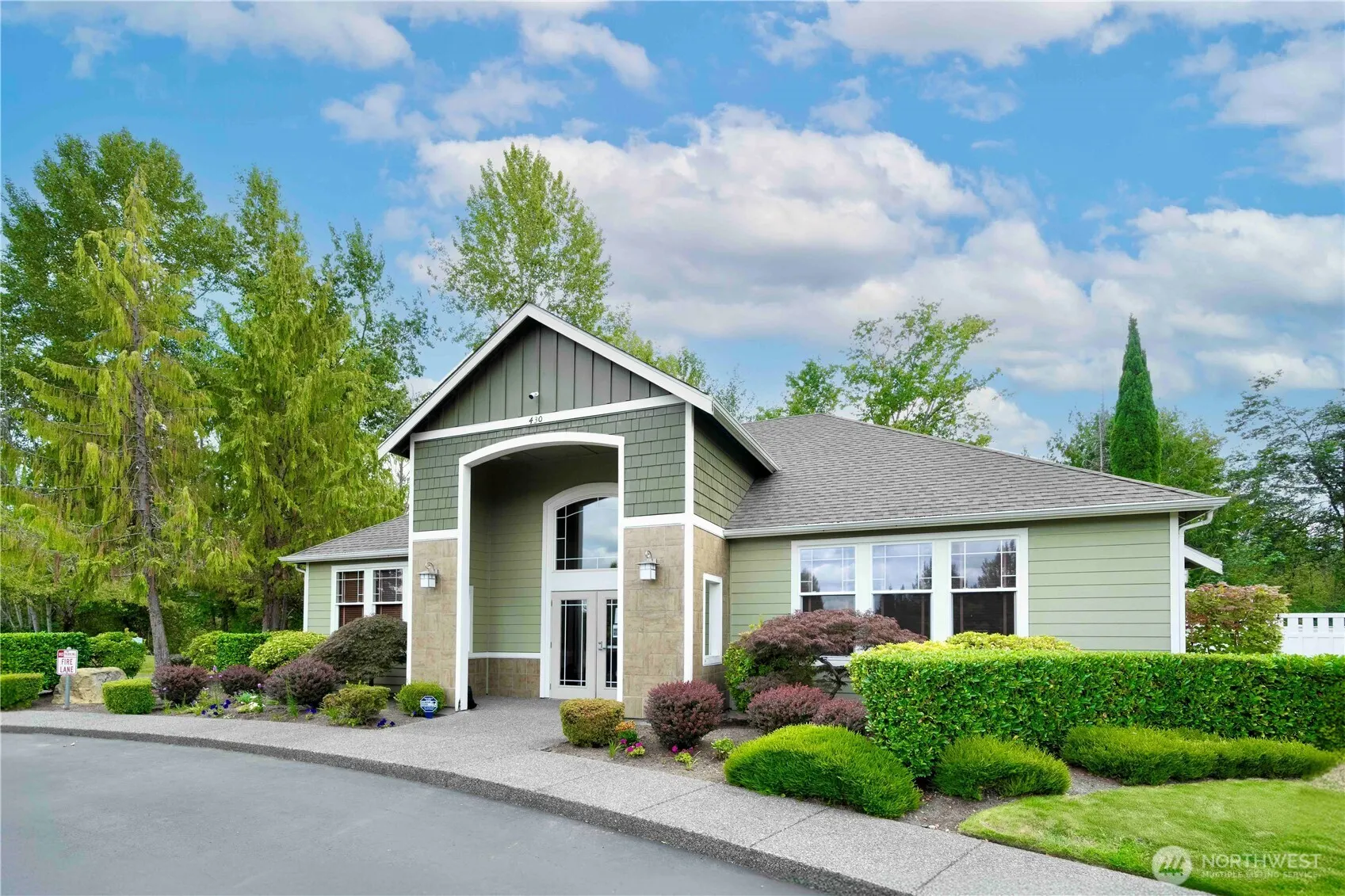 740 241st Lane SE, Sammamish, WA 98074