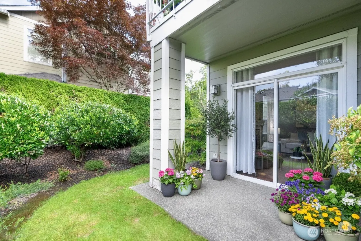 740 241st Lane SE, Sammamish, WA 98074