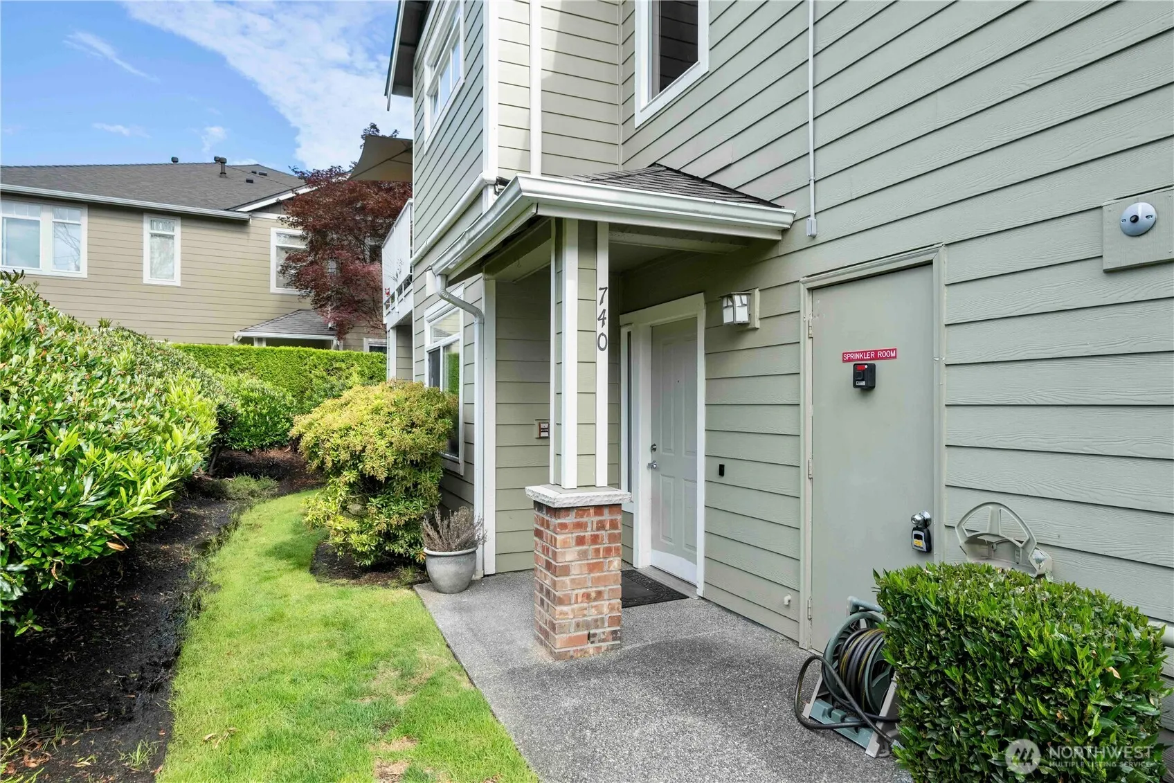 740 241st Lane SE, Sammamish, WA 98074