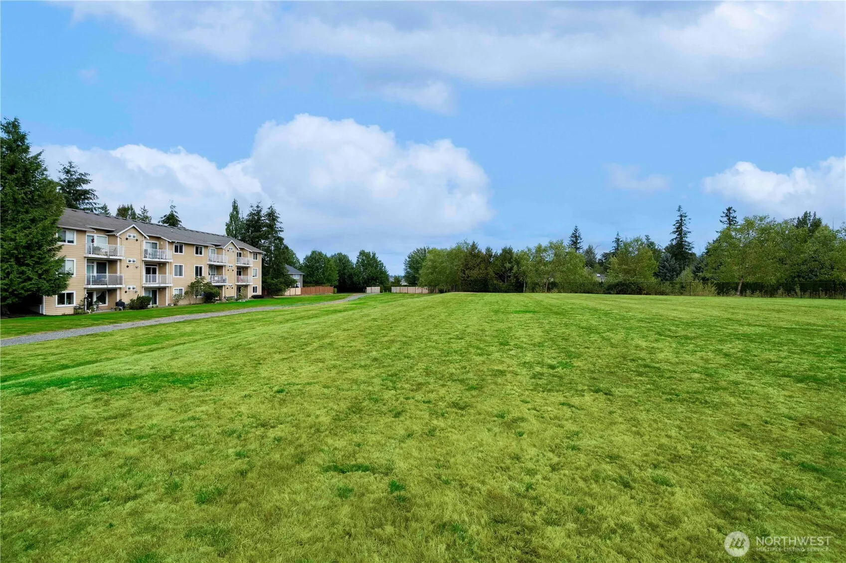 740 241st Lane SE, Sammamish, WA 98074