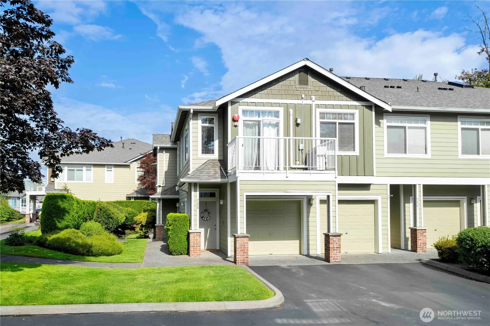 740 241st Lane SE, Sammamish, WA 98074