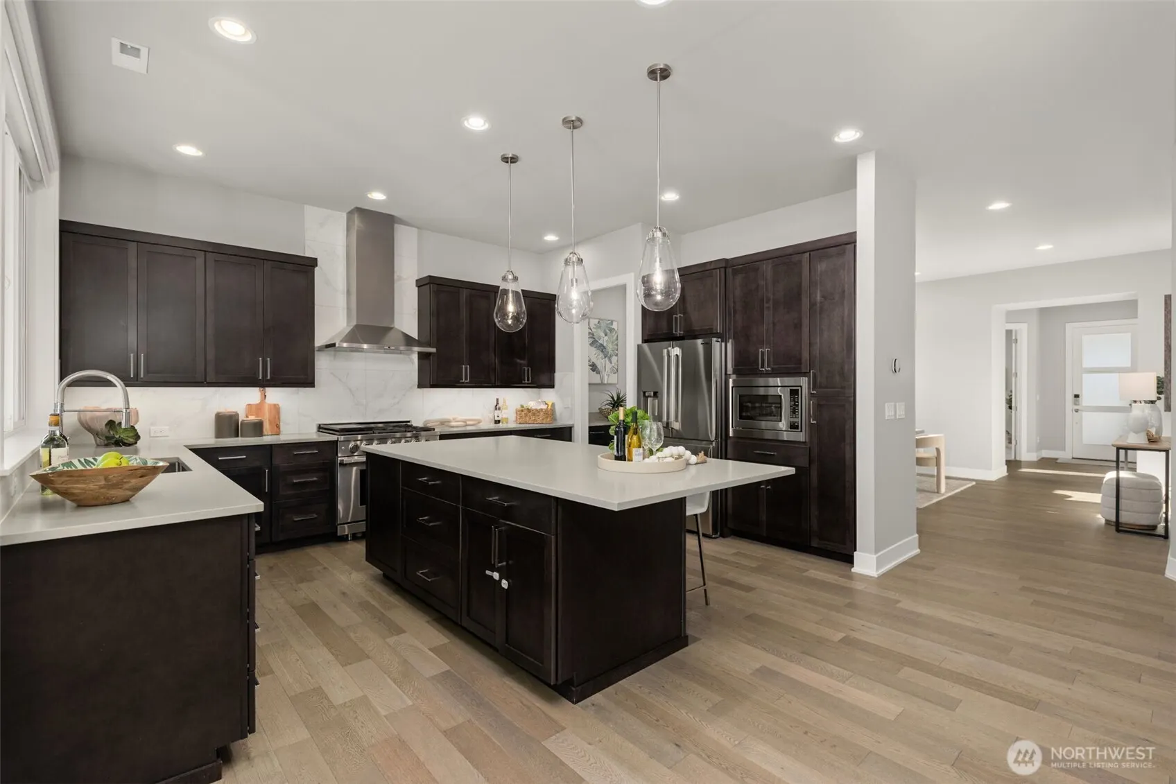 24399 NE 24th Street , Sammamish, WA 98074
