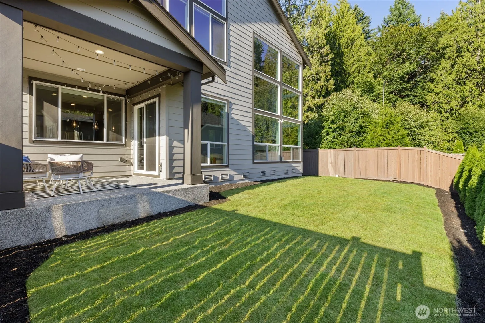 24399 NE 24th Street , Sammamish, WA 98074