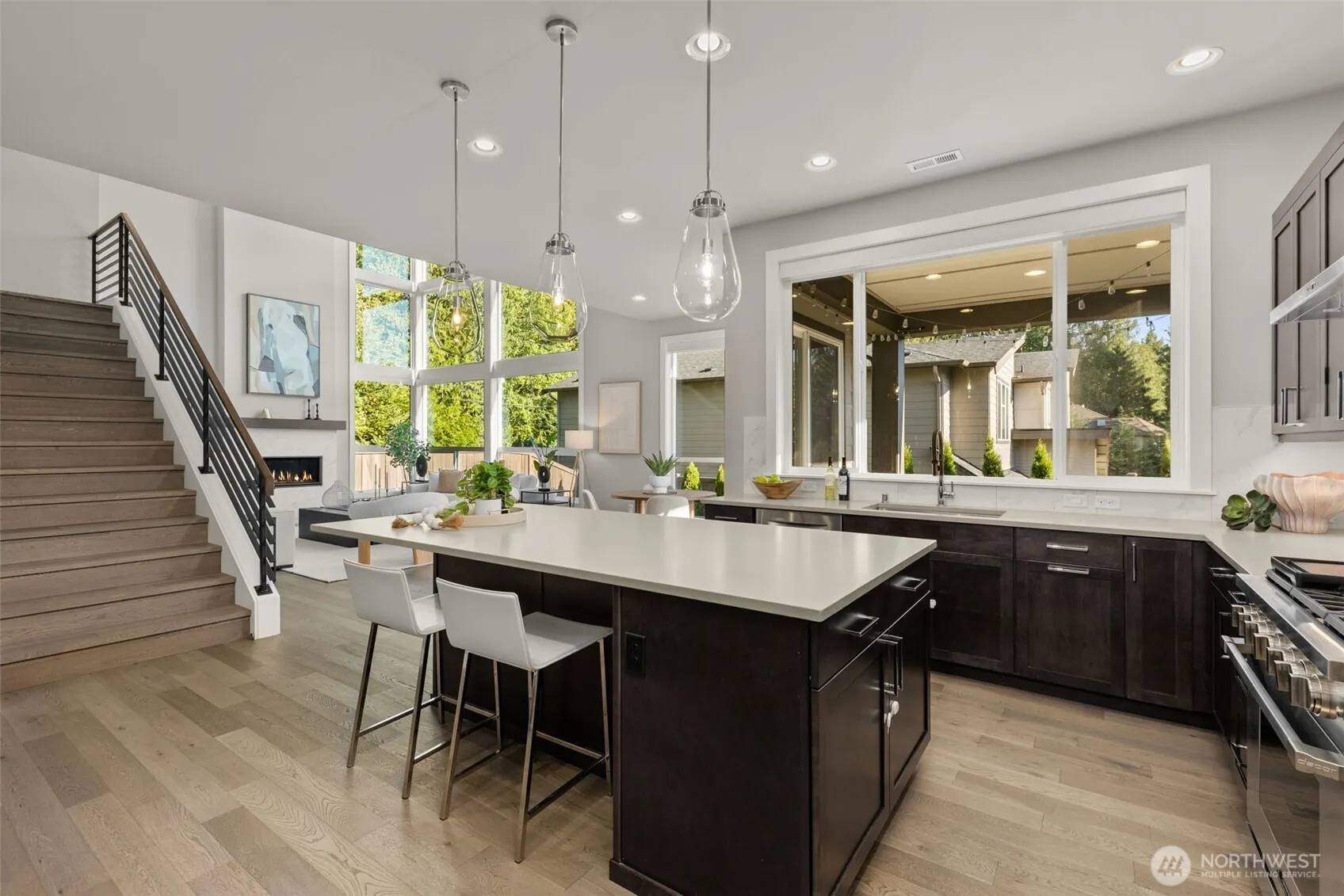 24399 NE 24th Street , Sammamish, WA 98074