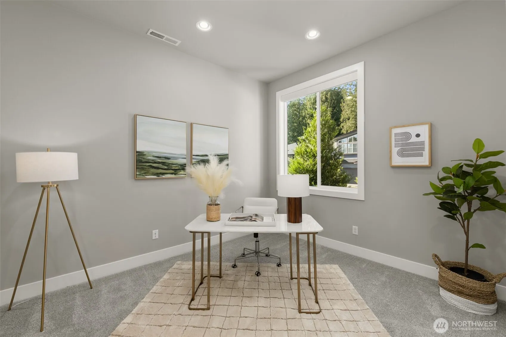 24399 NE 24th Street , Sammamish, WA 98074