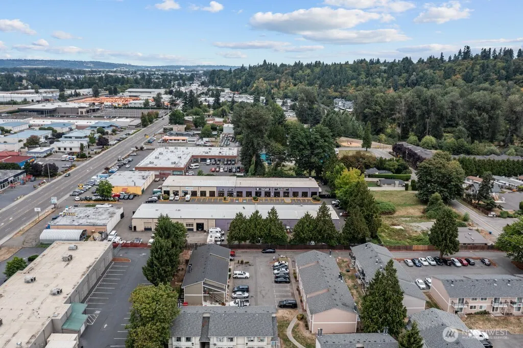 1601 Maple Lane #D1-D6, Kent, WA 98030-7465