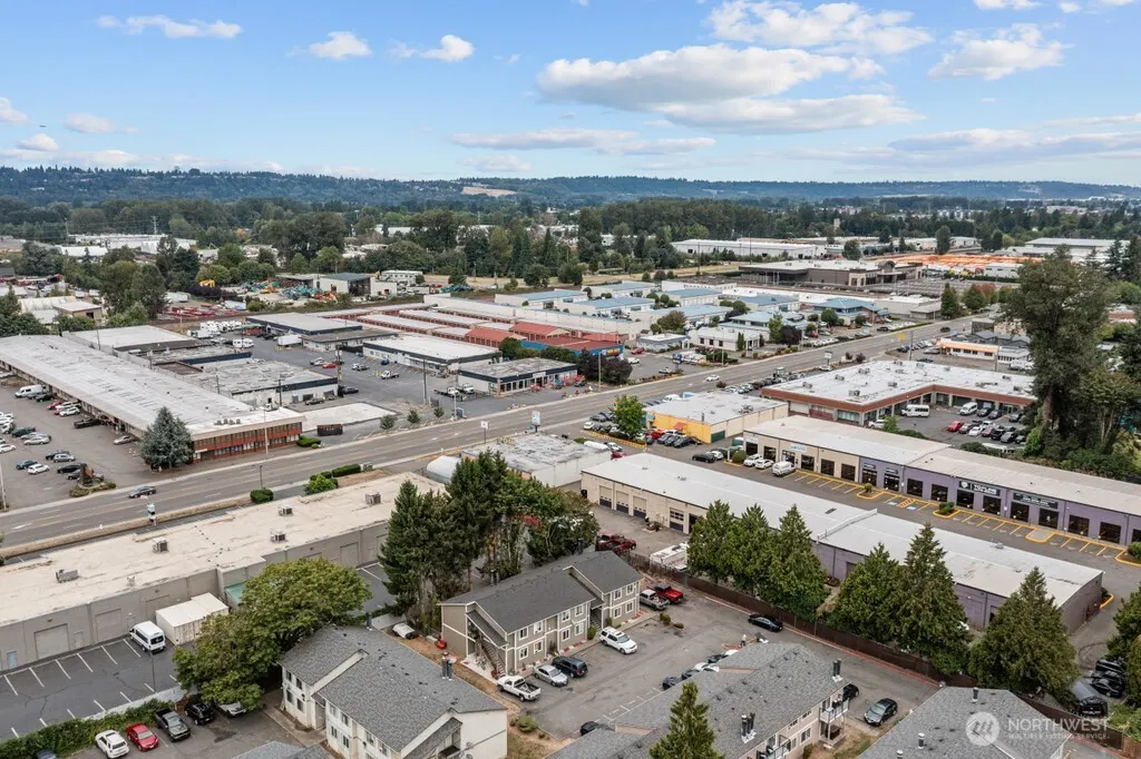 1601 Maple Lane #D1-D6, Kent, WA 98030-7465
