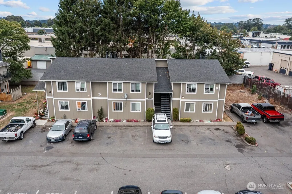 1601 Maple Lane #D1-D6, Kent, WA 98030-7465