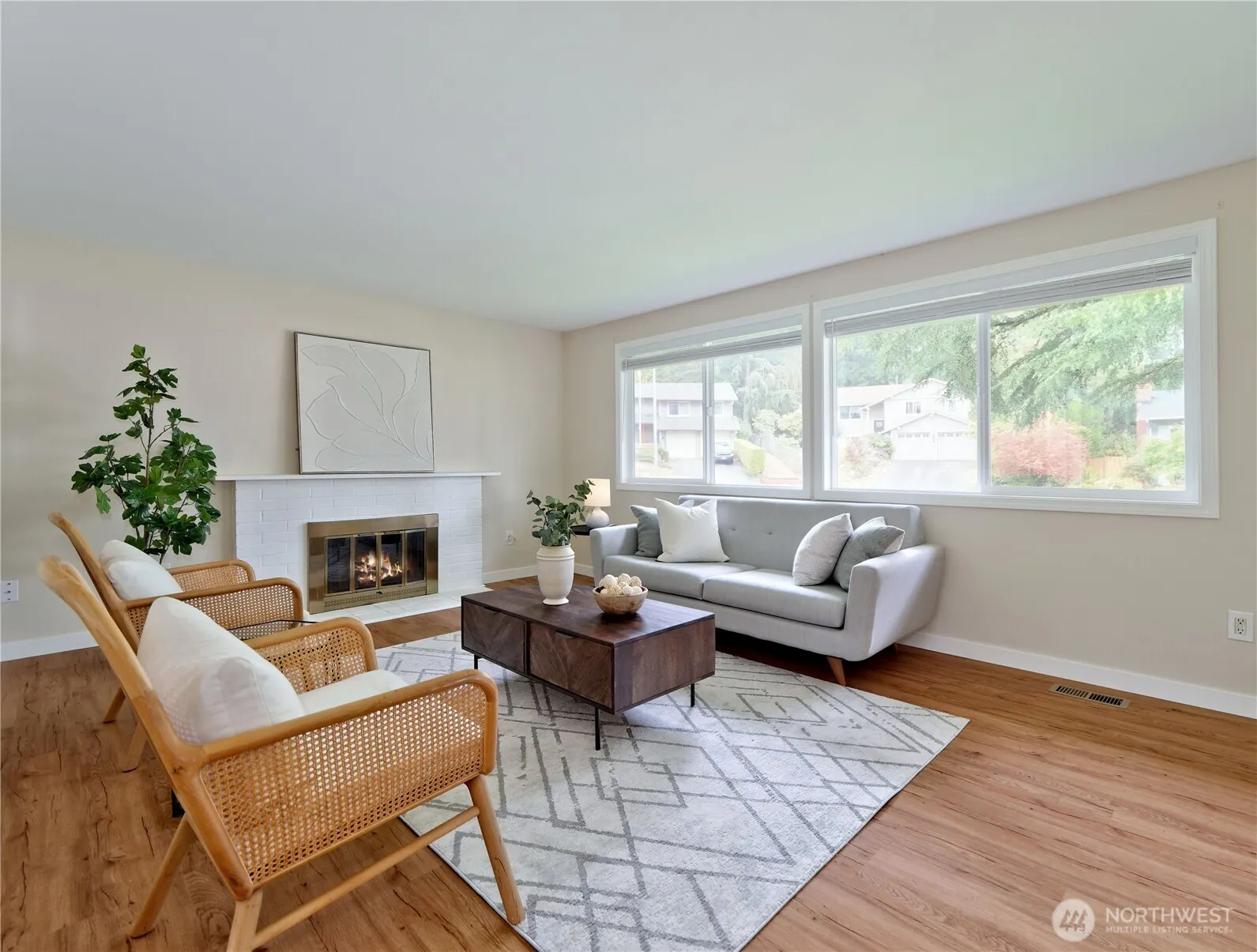 12935 SE 23 Street , Bellevue, WA 98005