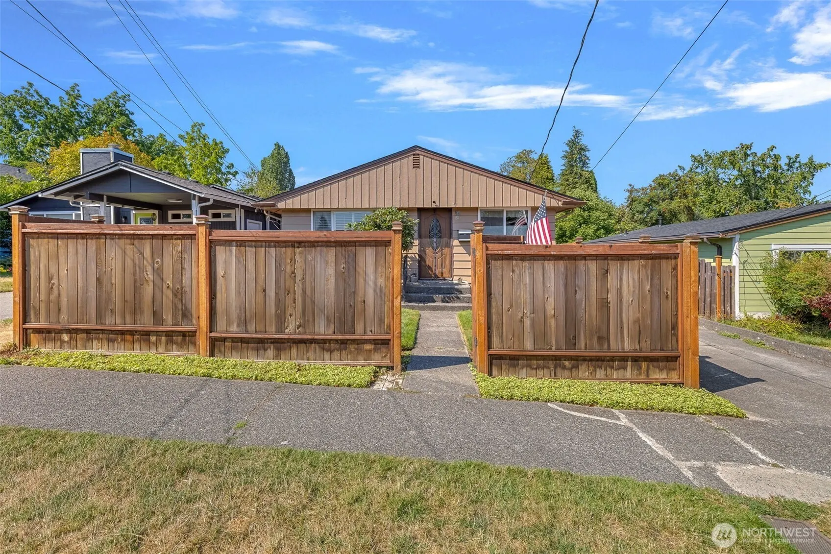 7917 10th Avenue SW, Seattle, WA 98106