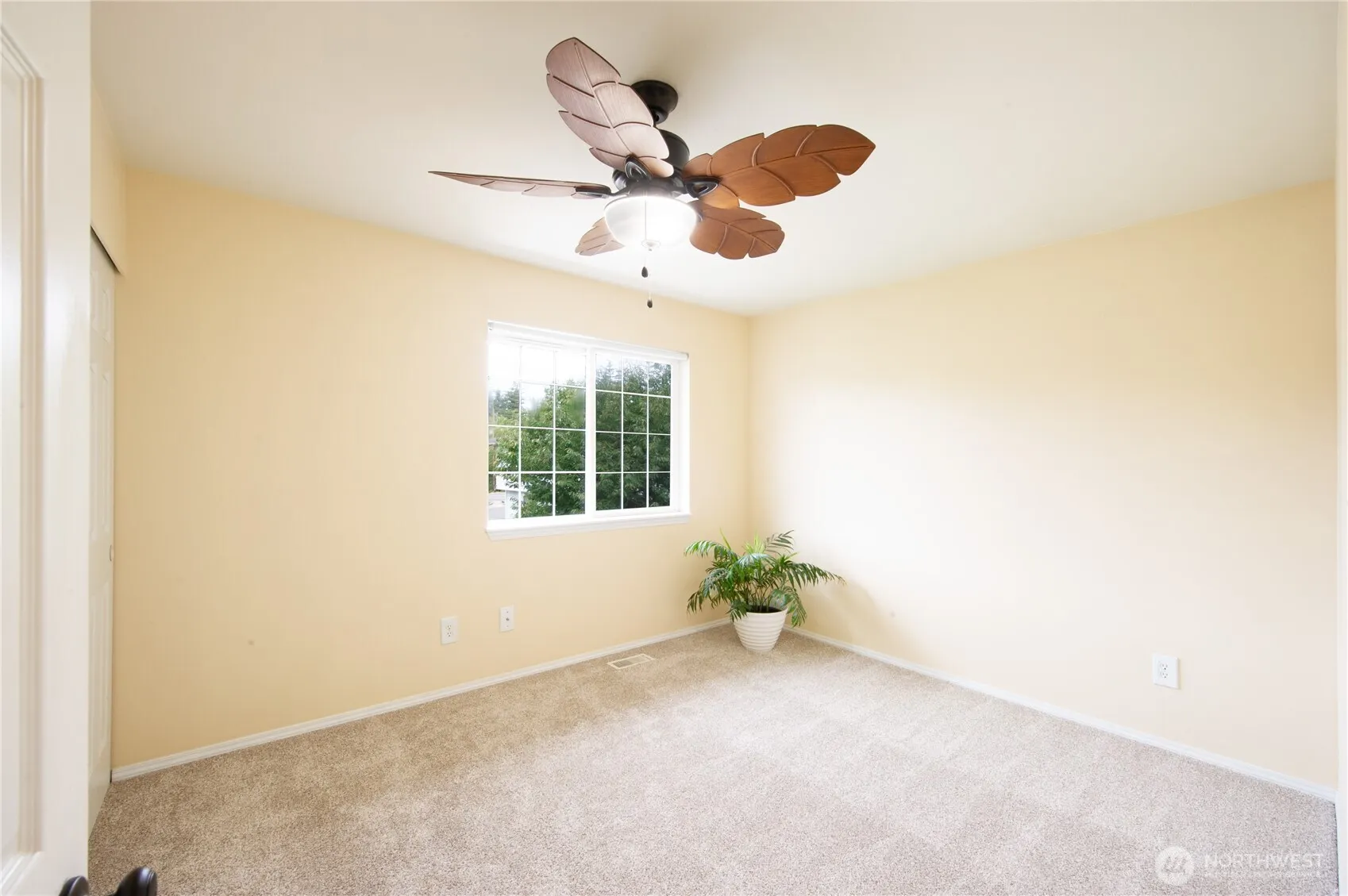 2128 148th Place SW, Lynnwood, WA 98087