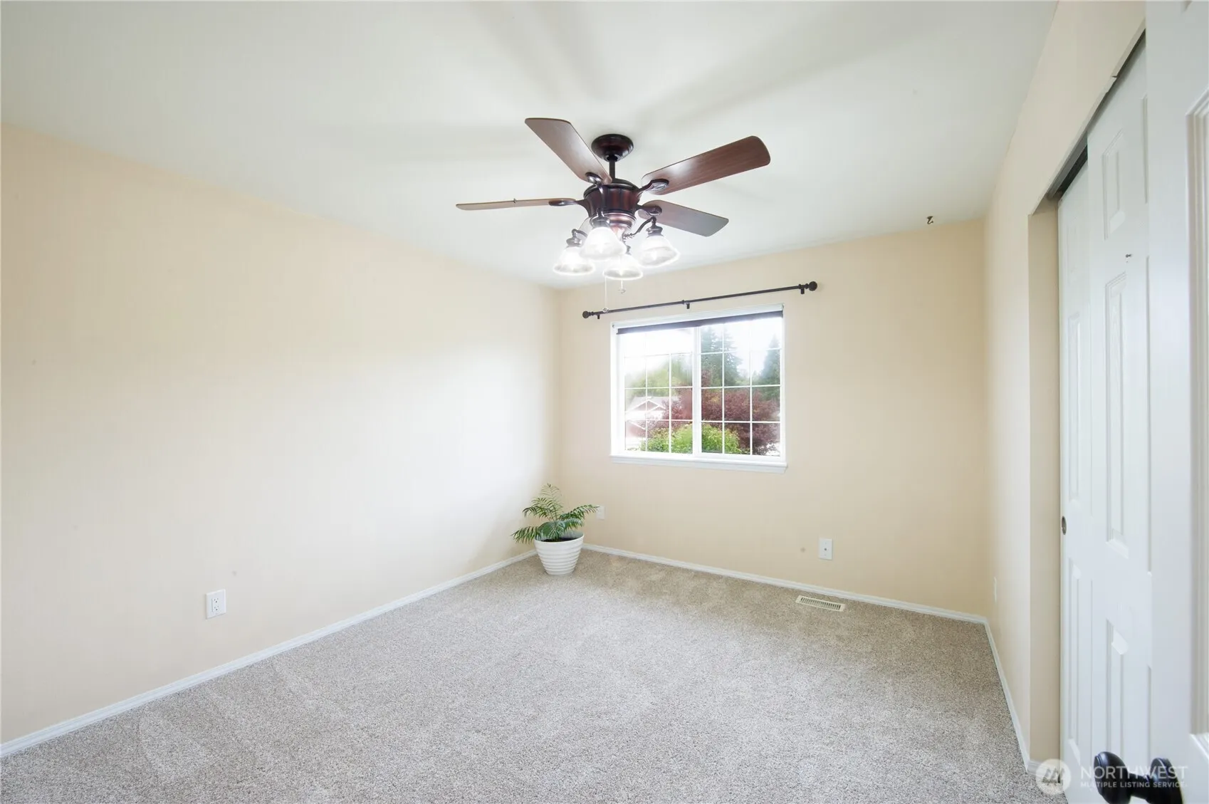 2128 148th Place SW, Lynnwood, WA 98087