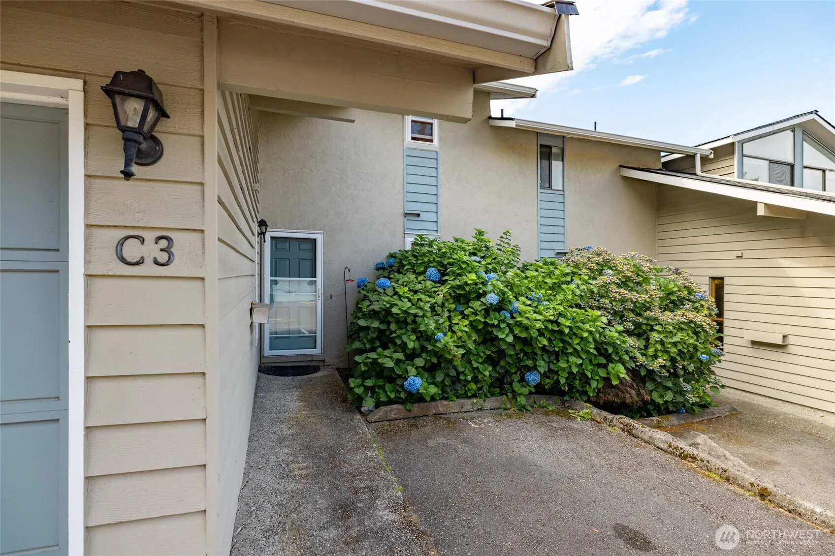 19215 40th Avenue W #C-3, Lynnwood, WA 98036