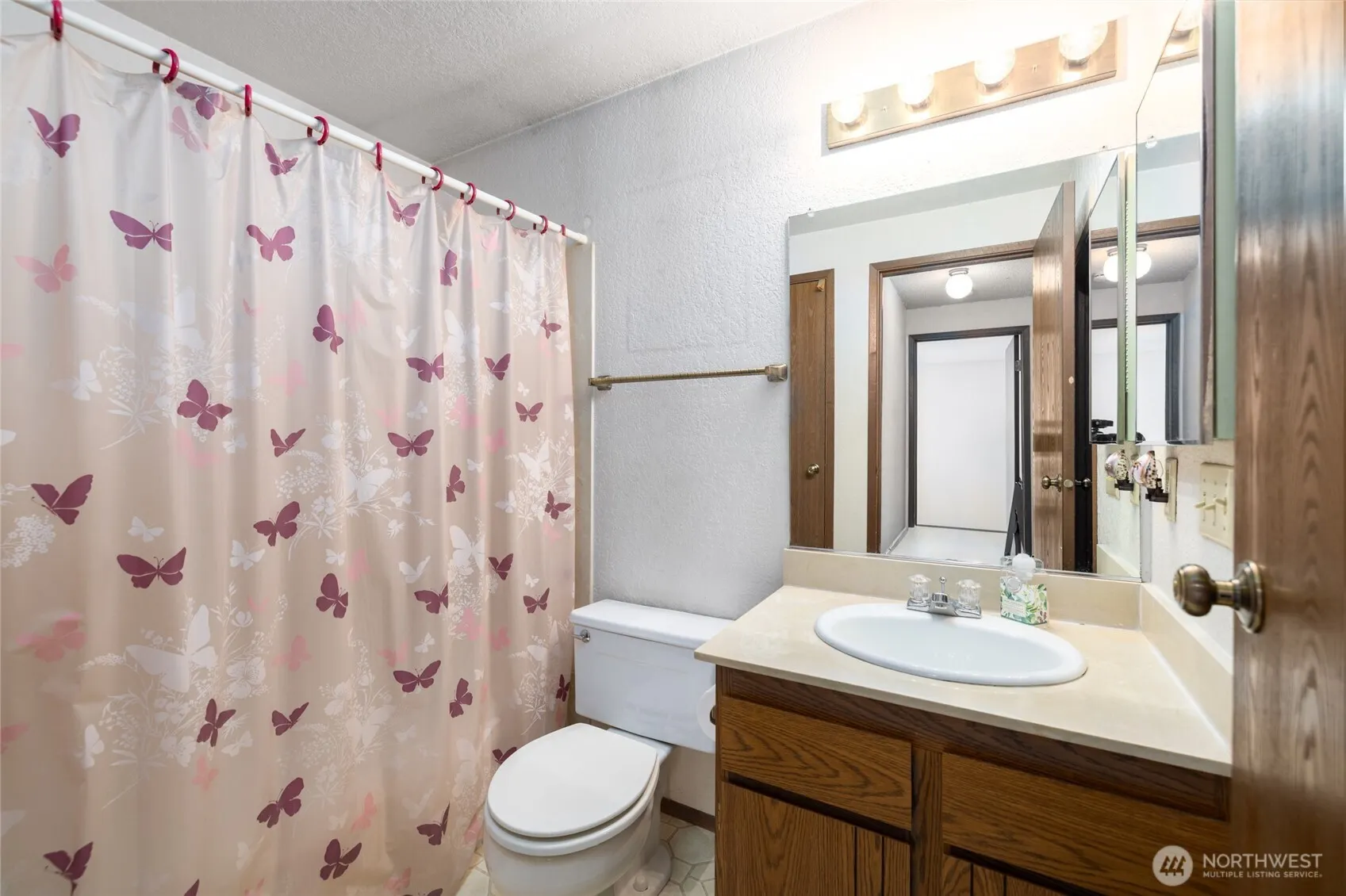 19215 40th Avenue W #C-3, Lynnwood, WA 98036
