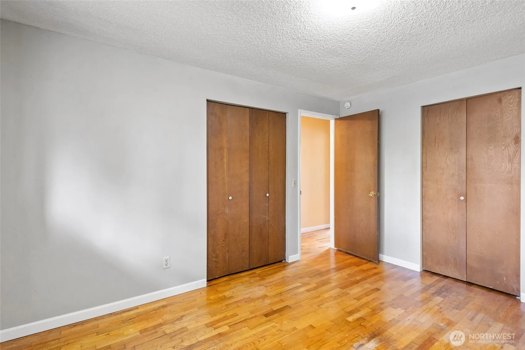 15517 NE 55th Street , Redmond, WA 98052