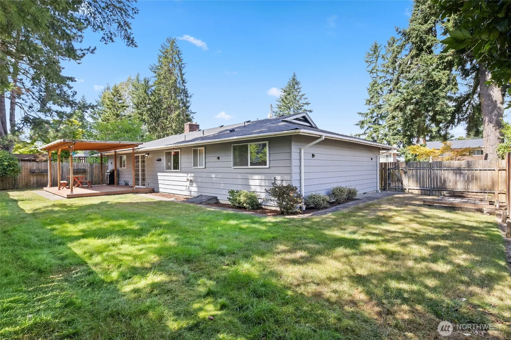 15517 NE 55th Street , Redmond, WA 98052