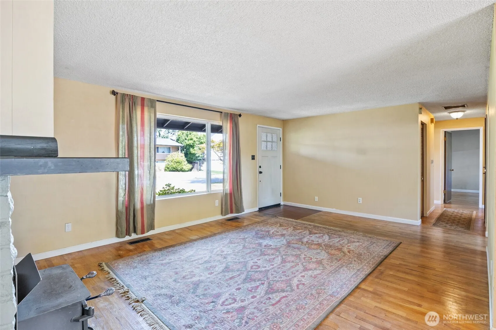 15517 NE 55th Street , Redmond, WA 98052