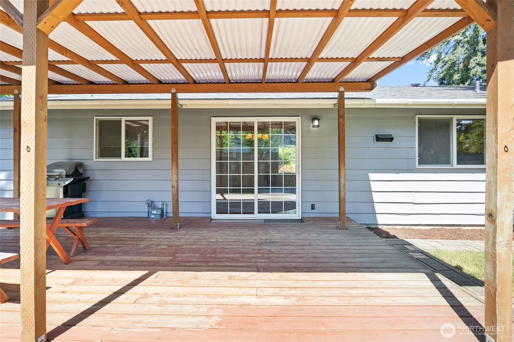 15517 NE 55th Street , Redmond, WA 98052
