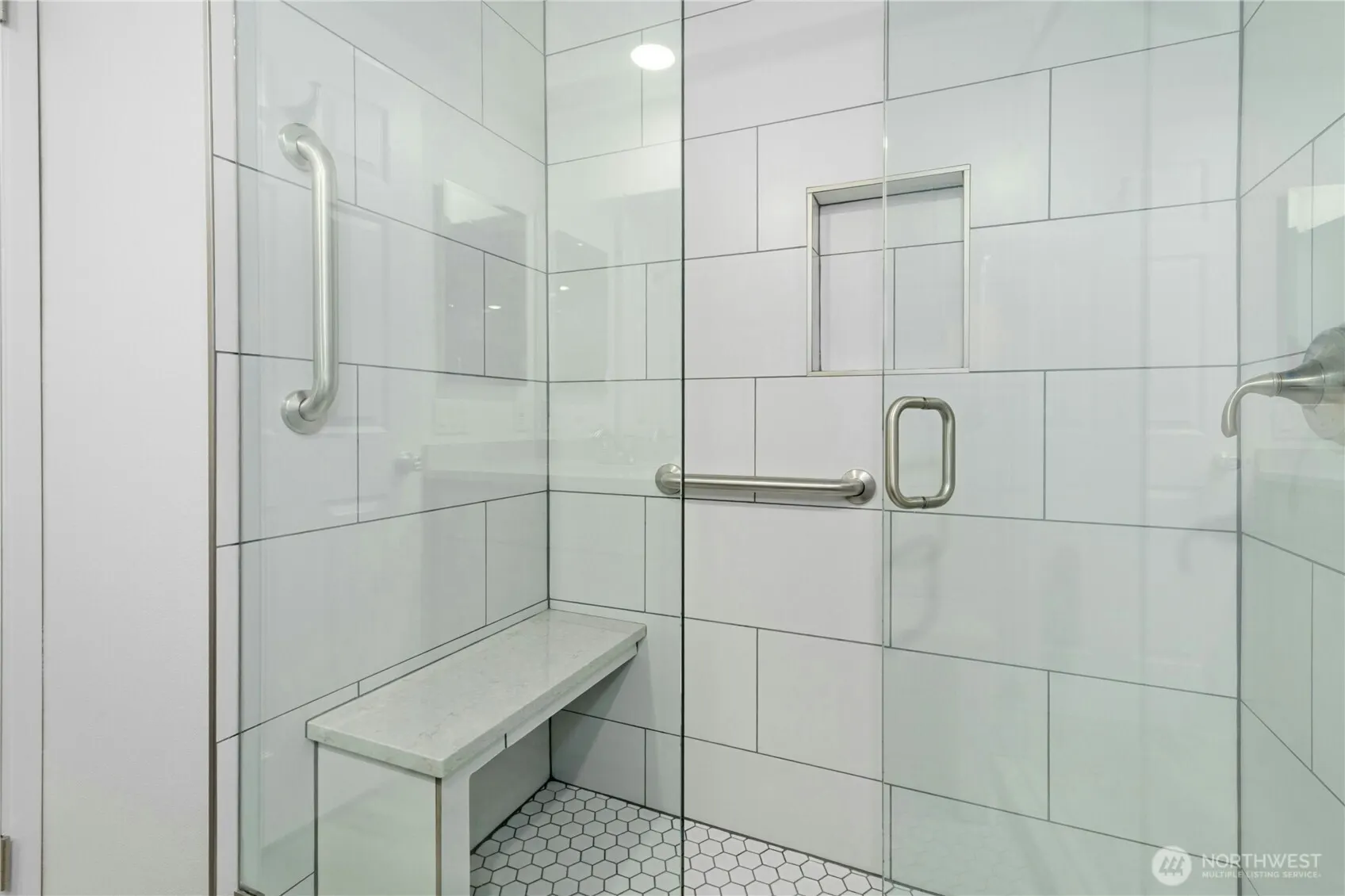 401 100th Avenue NE #208, Bellevue, WA 98004