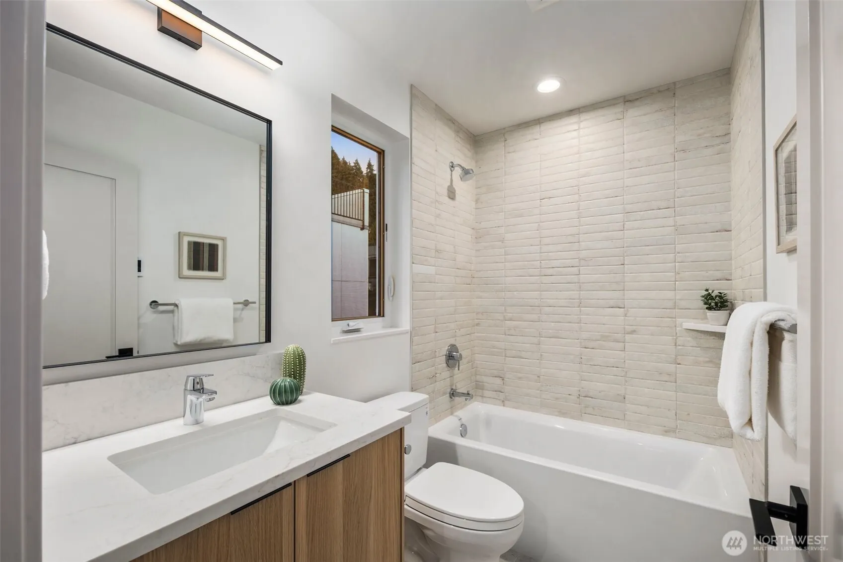 4121 A Chilberg Avenue SW, Seattle, WA 98116