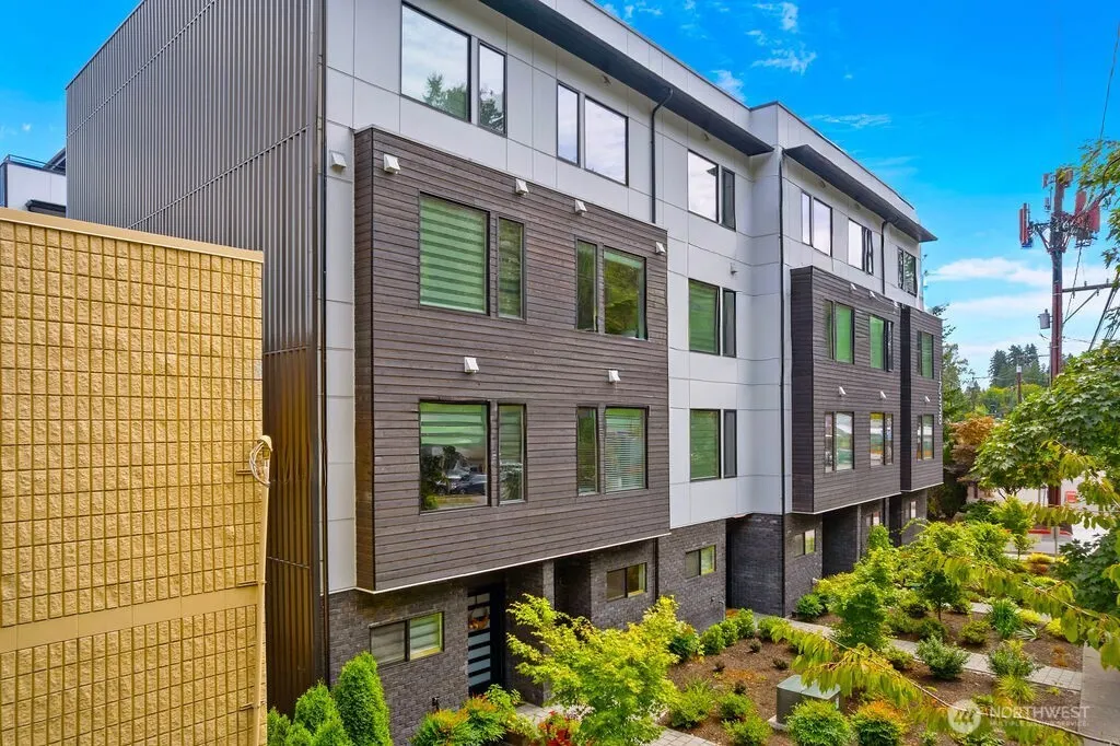 17338 Bothell Way NE #E, Bothell, WA 98011