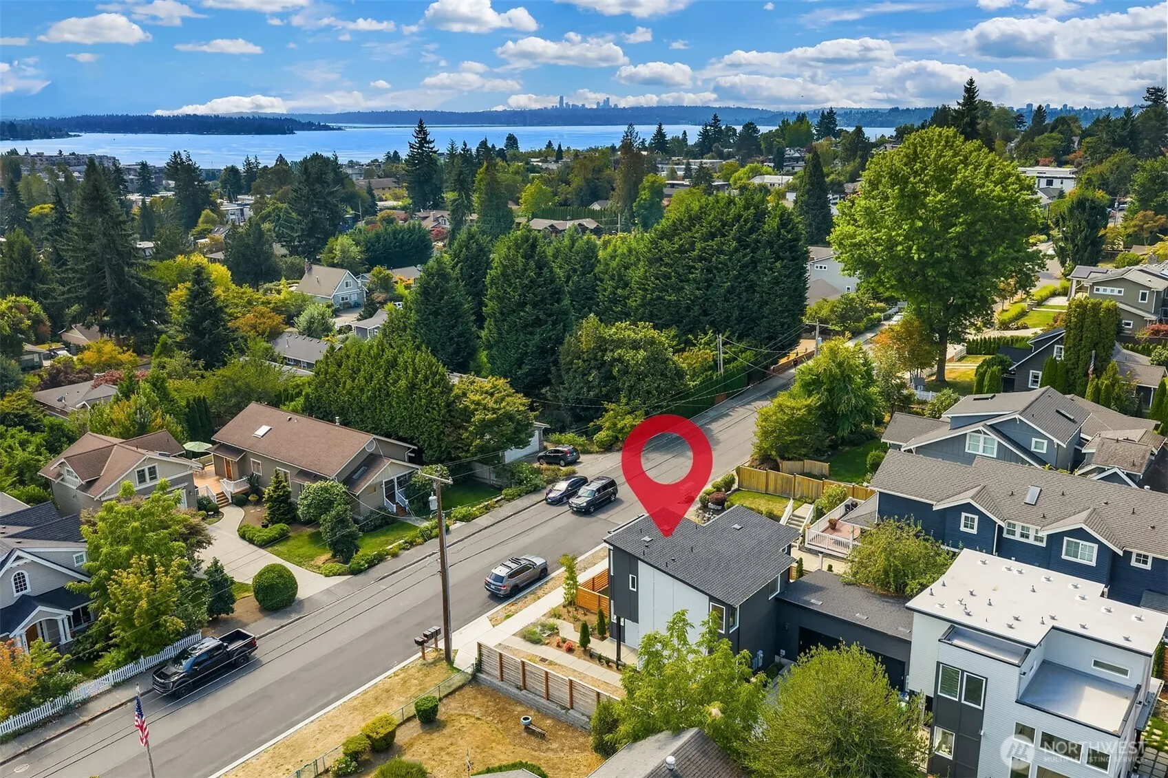 436 10th Avenue #A, Kirkland, WA 98033
