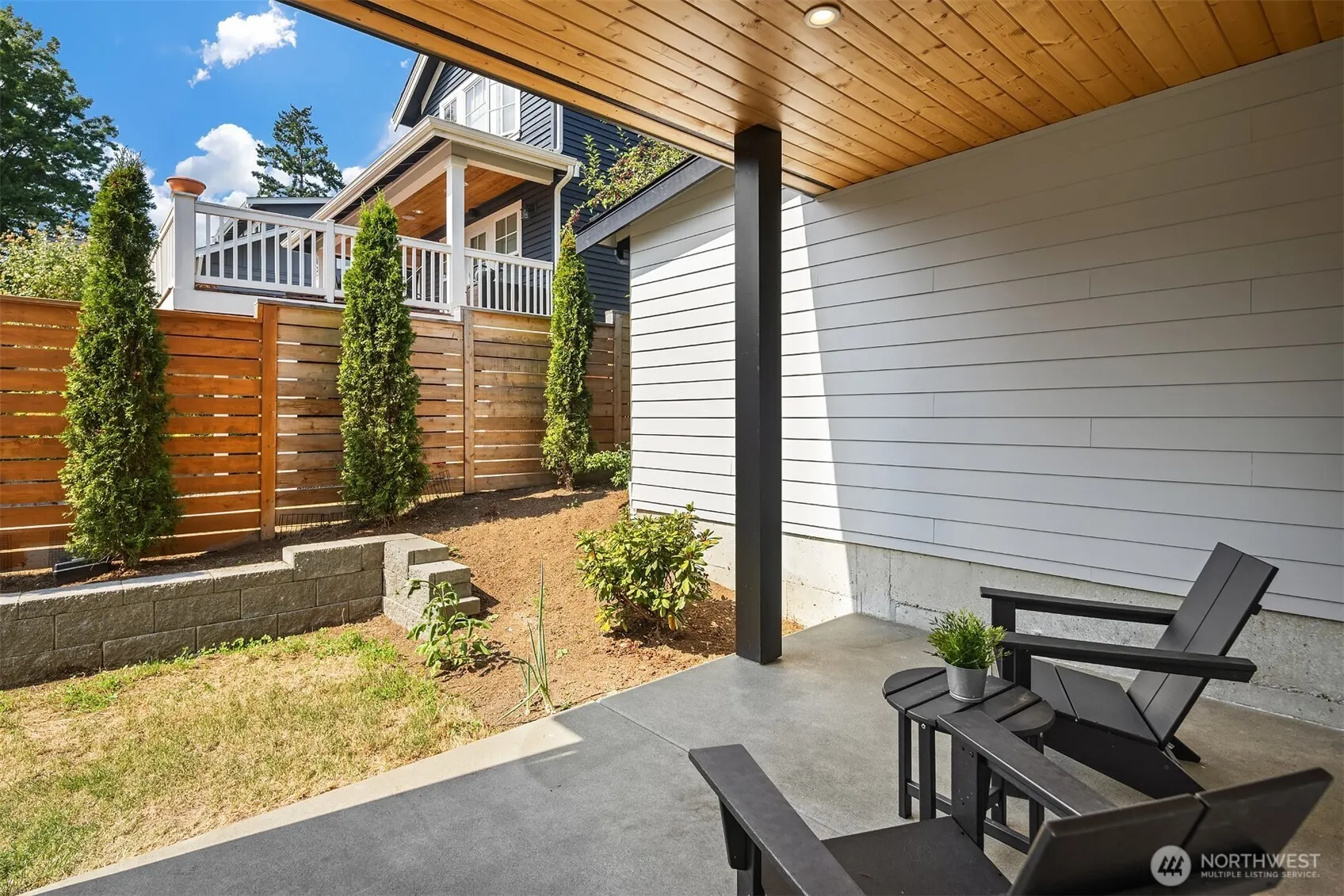 436 10th Avenue #A, Kirkland, WA 98033