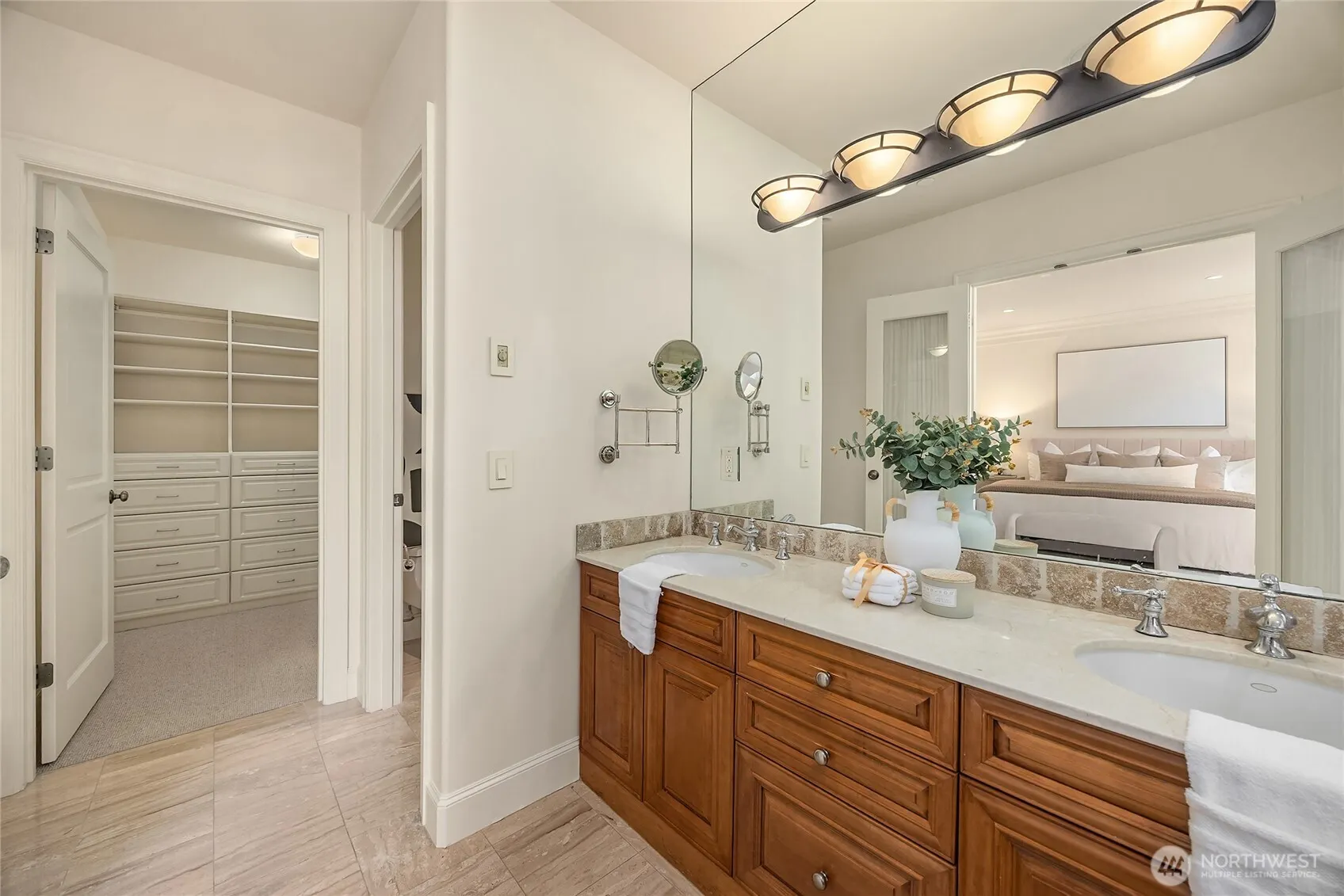 2325 43rd Avenue E #102, Seattle, WA 98112