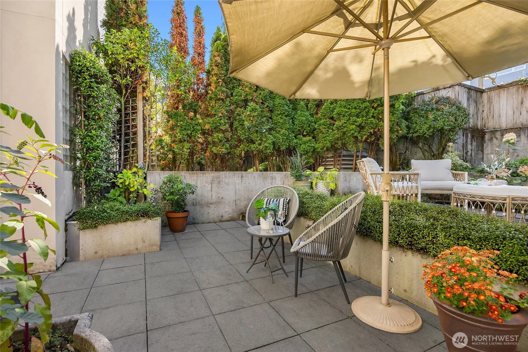 2325 43rd Avenue E #102, Seattle, WA 98112