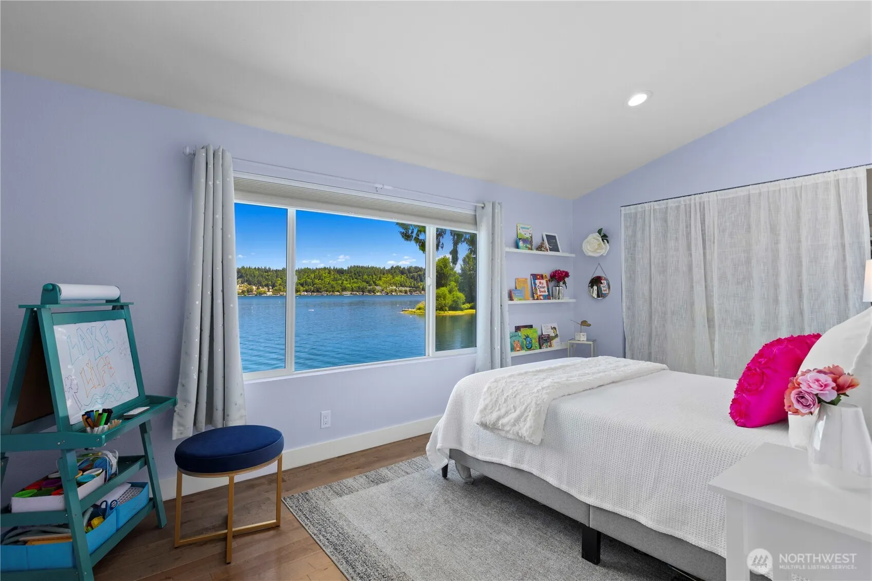 18176 SE 41st Place , Issaquah, WA 98027