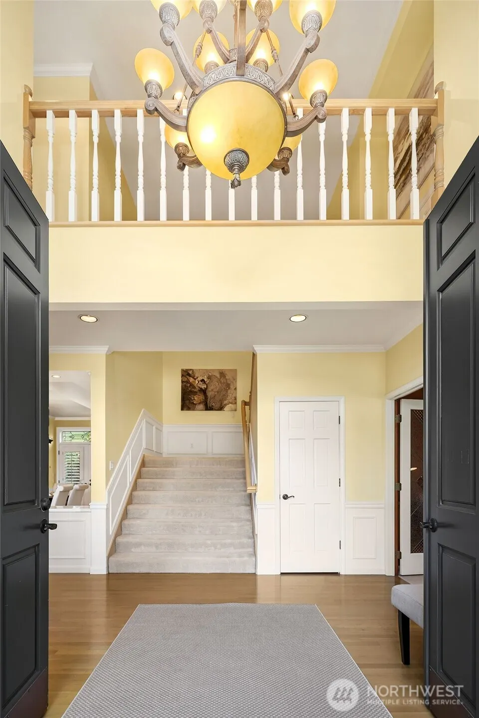 5208 Isola Place NW, Issaquah, WA 98027