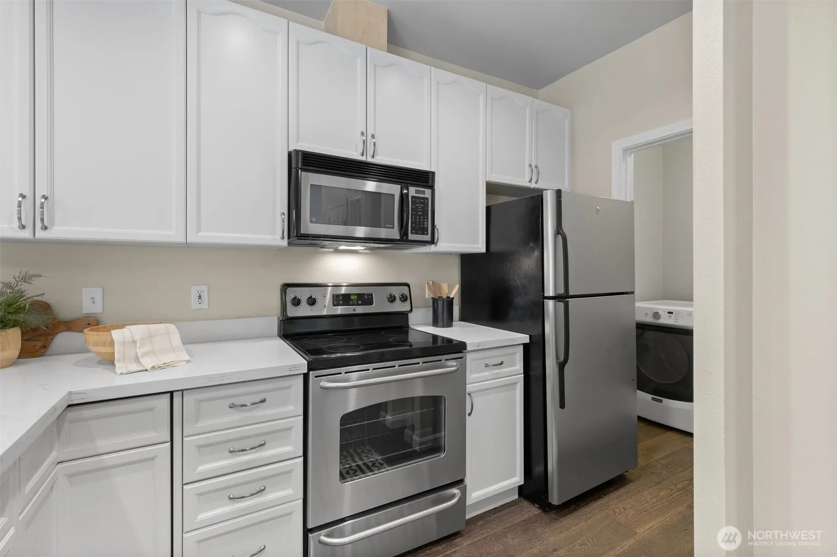 10909 Avondale Road NE #R170, Redmond, WA 98052