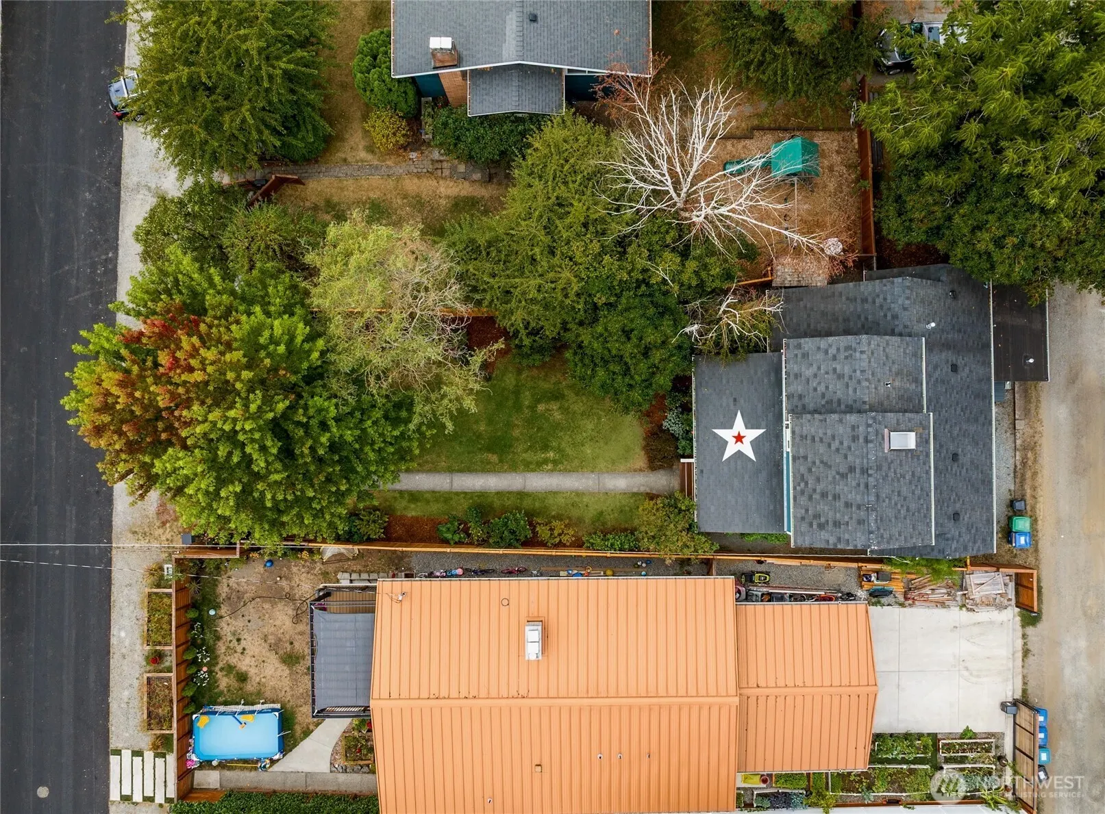 5136 S Frontenac Street , Seattle, WA 98118
