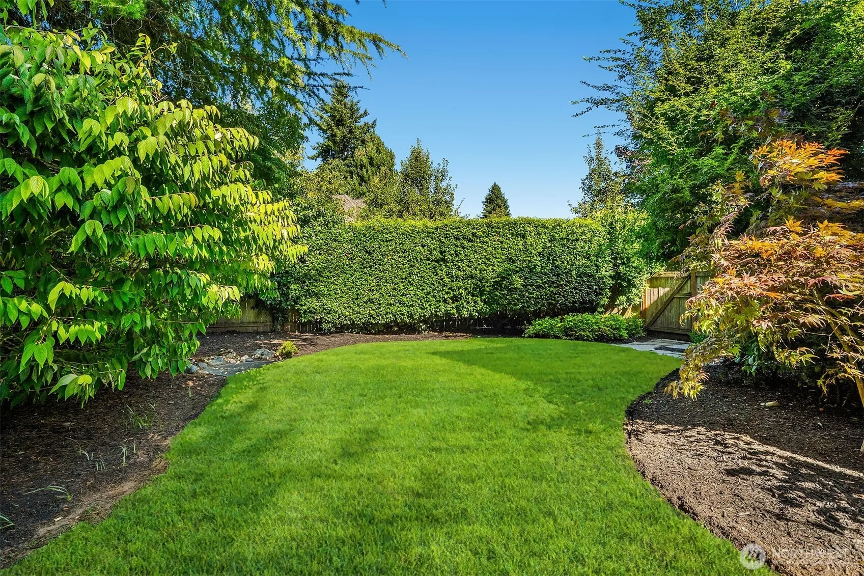 17058 SE 47th Court , Bellevue, WA 98006