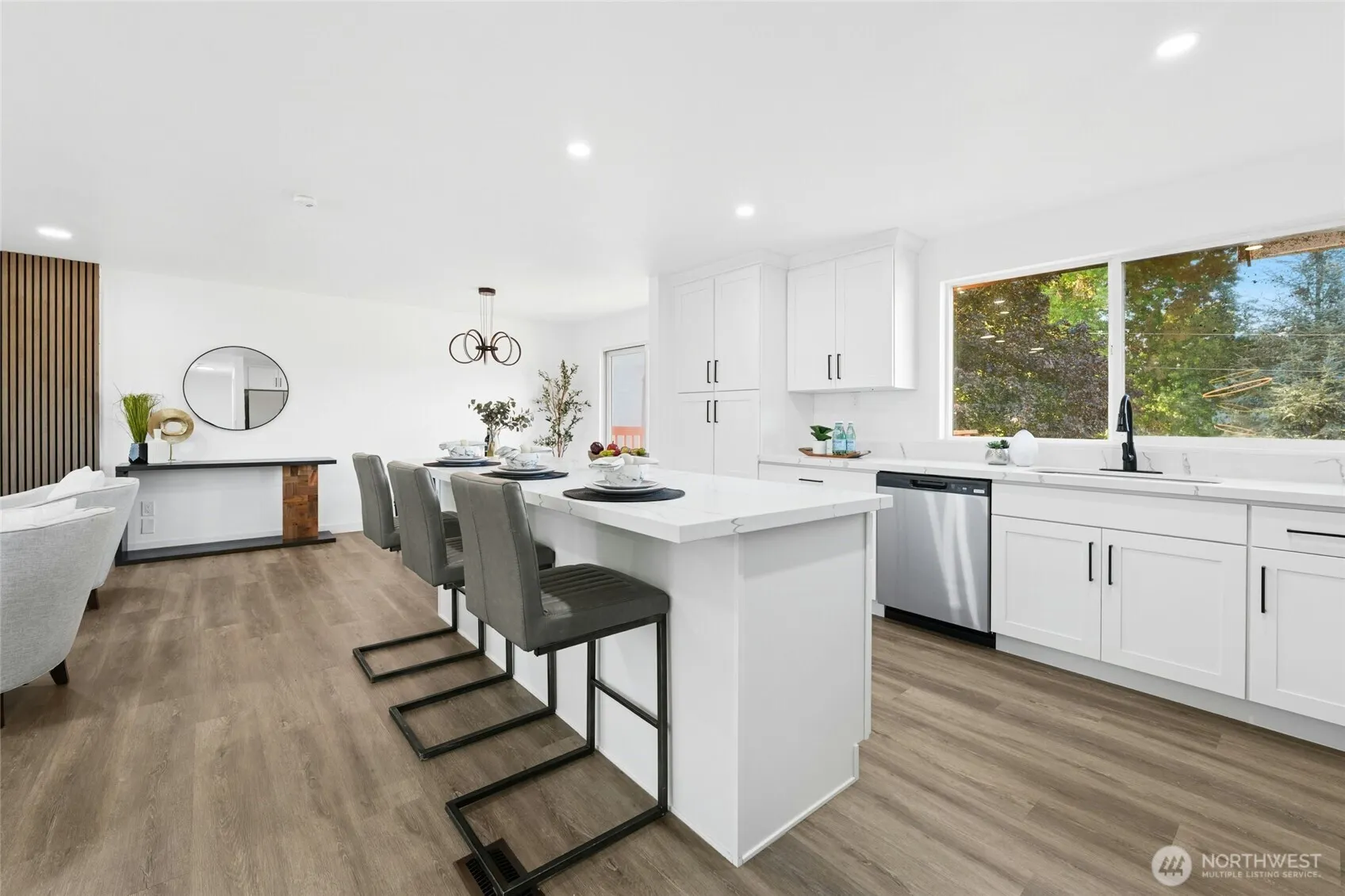 9728 S 239th Place , Kent, WA 98031