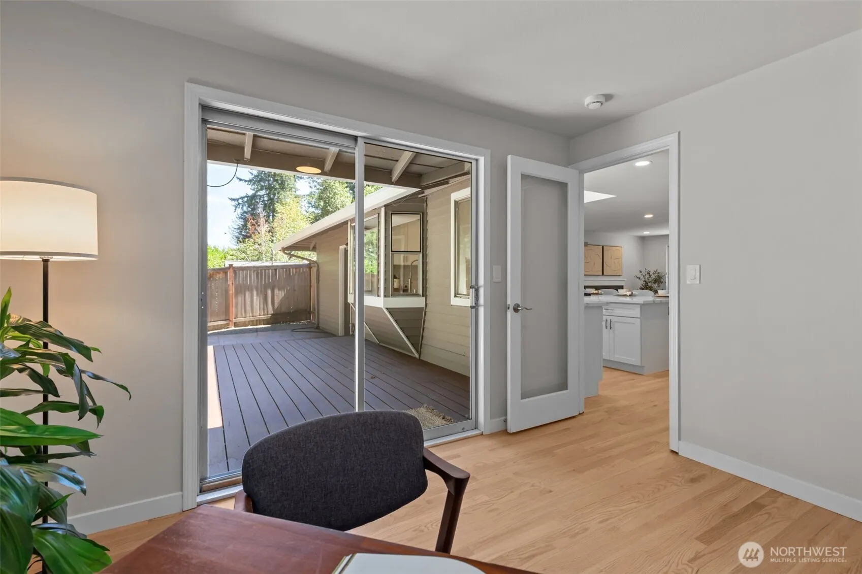 13786 NE 75th Place , Redmond, WA 98052